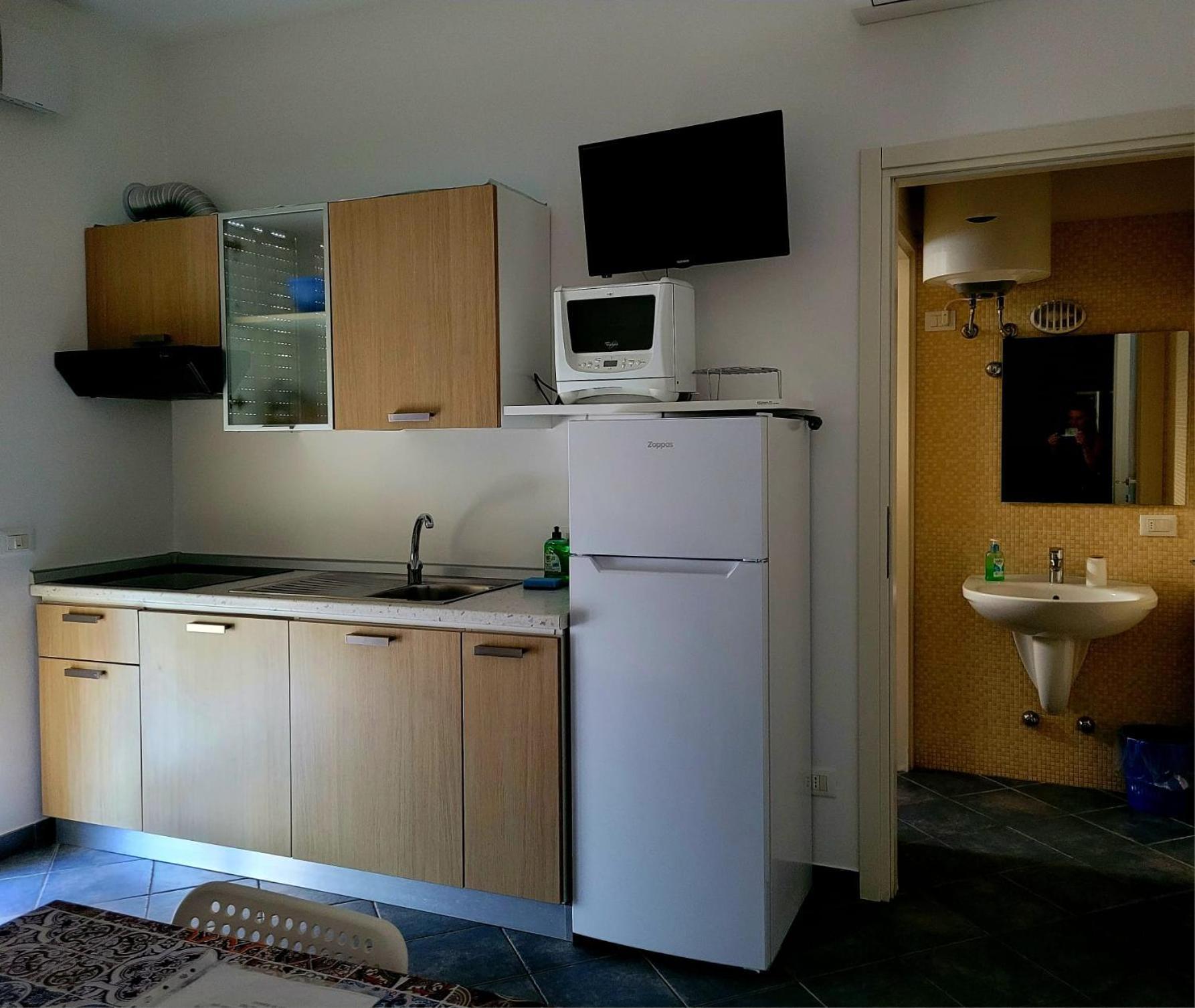 Residence Desiree Римини Екстериор снимка
